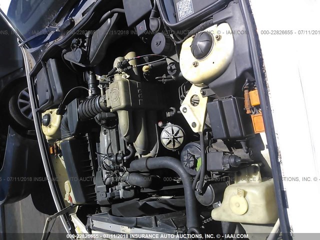 WBAGC431XJ3315130 - 1988 BMW 735 IL WHITE photo 10