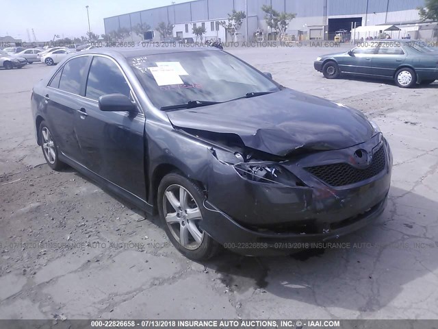 4T1BK46K07U550719 - 2007 TOYOTA CAMRY NEW GENERAT LE/XLE/SE GRAY photo 1