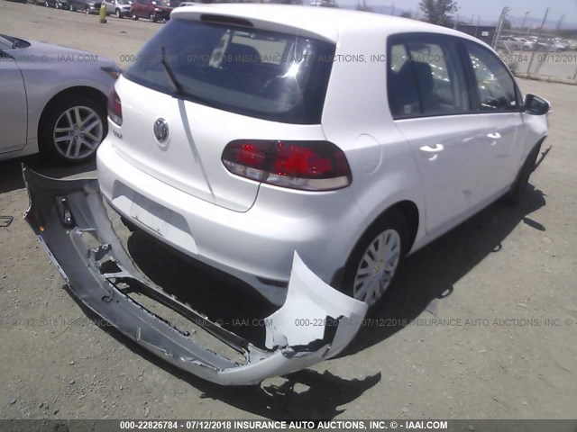 WVWDB7AJ7DW129819 - 2013 VOLKSWAGEN GOLF WHITE photo 4