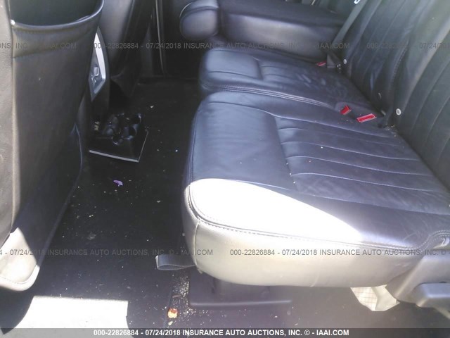 5LMFU28576LJ11168 - 2006 LINCOLN NAVIGATOR Beyaz fotoğraf 8