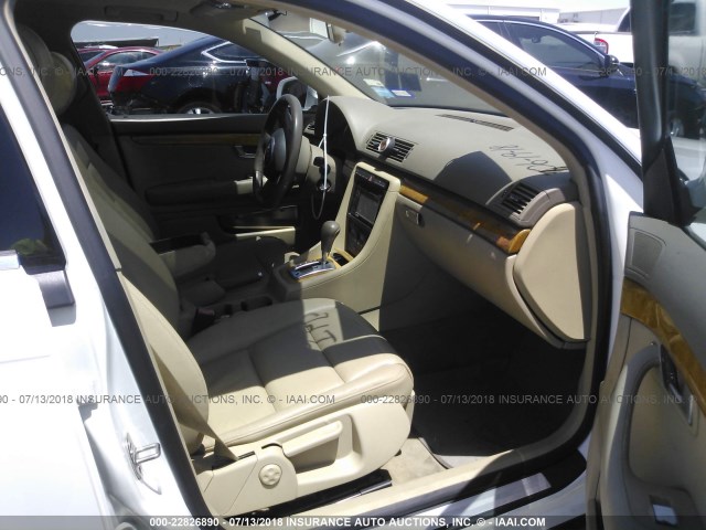 WAUAF78E88A095762 - 2008 AUDI A4 2.0T WHITE photo 5