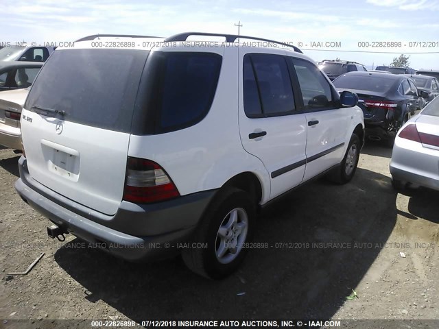 4JGAB54E0WA005909 - 1998 MERCEDES-BENZ ML 320 WHITE photo 4