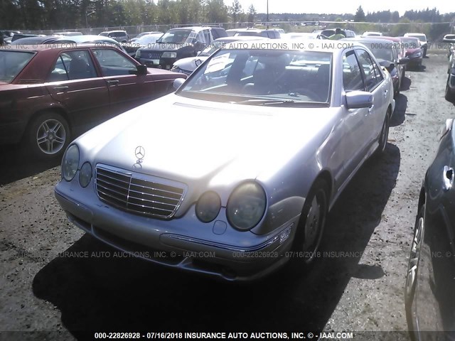 WDBJF74J61B337579 - 2001 MERCEDES-BENZ E 55 AMG SILVER photo 2