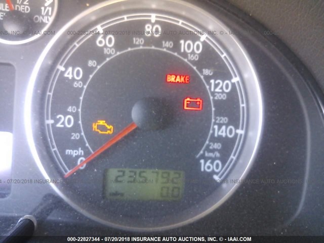 WVWRH63BX1E123597 - 2001 VOLKSWAGEN PASSAT GLX 绿色 照片 7