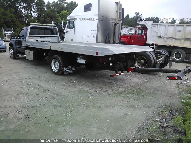 1FDAF56R98EC95745 - 2008 FORD F550 SUPER DUTY BLUE photo 3