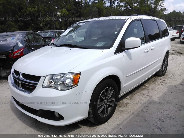 2C4RDGCG7HR858144 - 2017 DODGE GRAND CARAVAN SXT WHITE photo 2