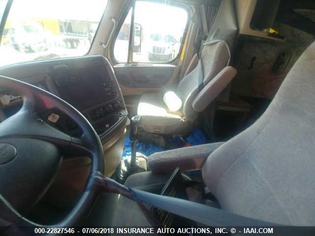 1FUJGLDR1CSBD2436 - 2012 FREIGHTLINER CASCADIA 125  Unknown photo 10