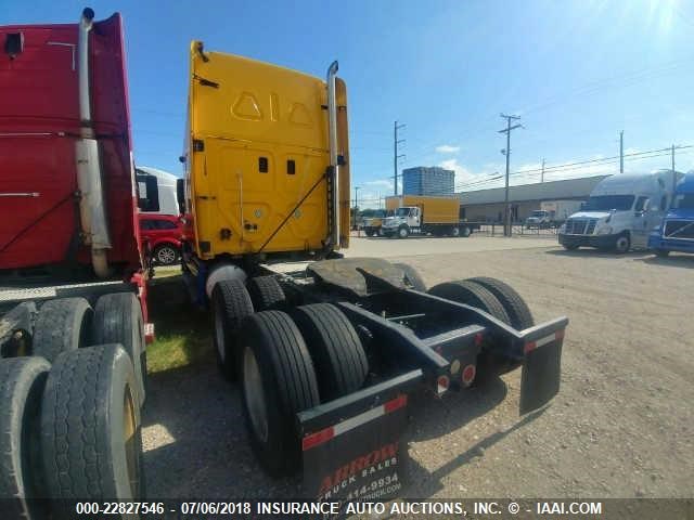 1FUJGLDR1CSBD2436 - 2012 FREIGHTLINER CASCADIA 125  Unknown photo 4