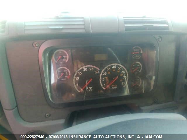 1FUJGLDR1CSBD2436 - 2012 FREIGHTLINER CASCADIA 125  Unknown photo 5