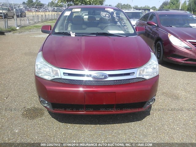 1FAHP36N39W114741 - 2009 FORD FOCUS SES RED photo 6