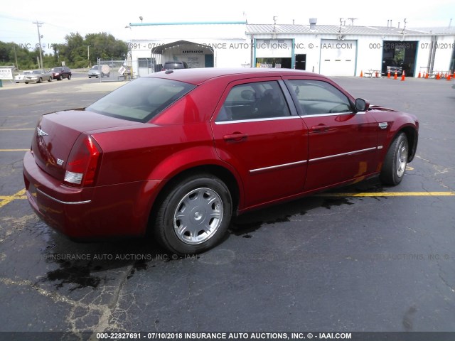 2C3KA53G77H706713 - 2007 CHRYSLER 300 TOURING RED photo 4