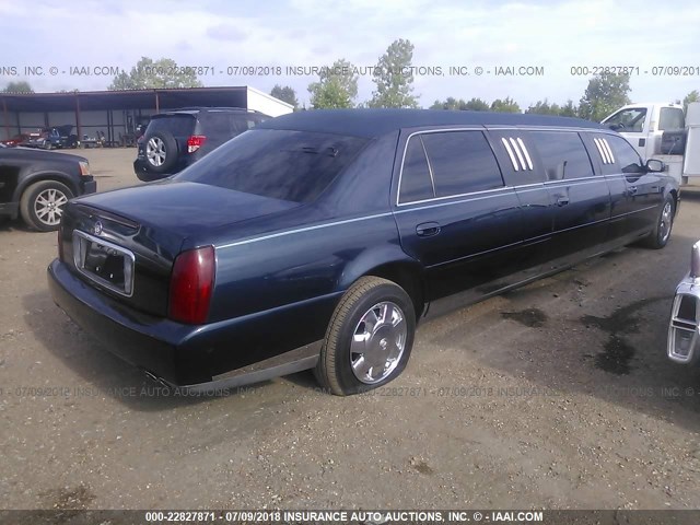 1GEEH90Y32U550756 - 2002 CADILLAC PROFESSIONAL CHAS  Dark Blue photo 4