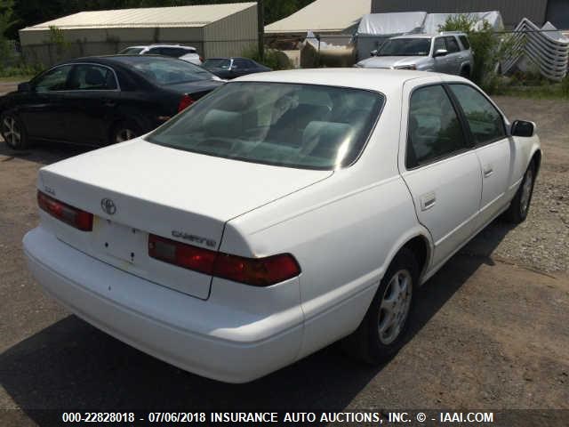 4T1BG22K7XU570834 - 1999 TOYOTA CAMRY CE/LE/XLE 白色 照片 4