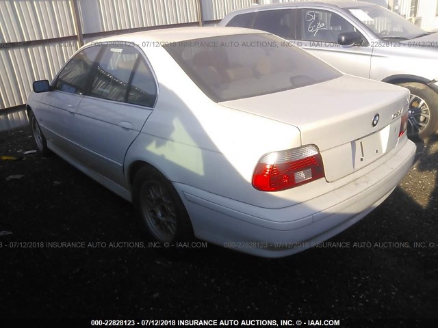 WBADT43411GX21237 - 2001 BMW 525 I AUTOMATIC WHITE photo 3