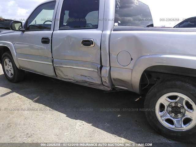 2GCEK13T351119216 - 2005 CHEVROLET SILVERADO K1500 SILVER photo 6