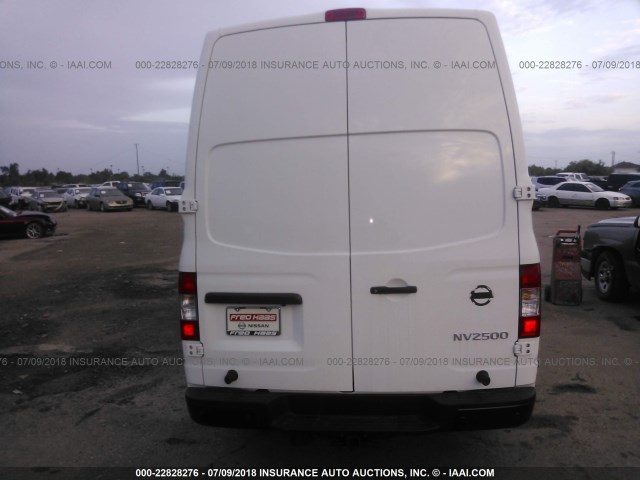 1N6AF0LY7JN803989 - 2018 NISSAN NV 2500 S/SV/2500 SL/S/SV/SL WHITE photo 6