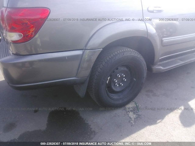 5TDZT34A05S262804 - 2005 TOYOTA SEQUOIA SR5 GRAY photo 6