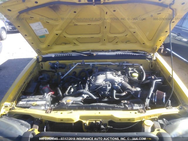 1N6ED27Y82C334034 - 2002 NISSAN FRONTIER CREW CAB XE/CREW CAB SE YELLOW photo 10