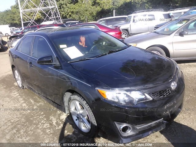 4T1BF1FK4CU591156 - 2012 TOYOTA CAMRY SE/LE/XLE BLACK photo 1