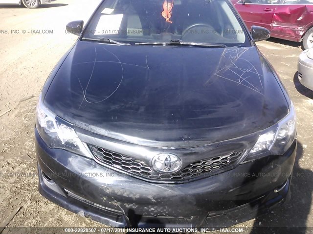 4T1BF1FK4CU591156 - 2012 TOYOTA CAMRY SE/LE/XLE BLACK photo 6