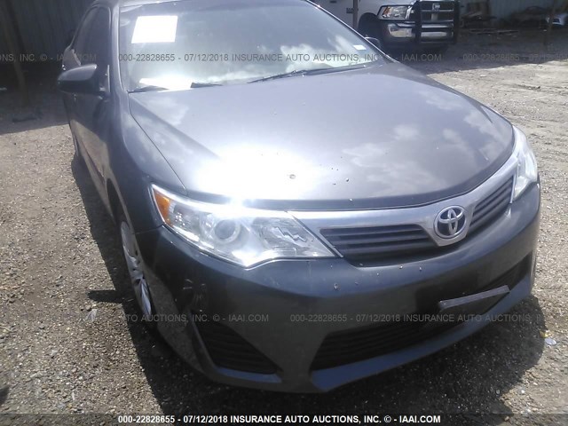 4T4BF1FK3CR261014 - 2012 TOYOTA CAMRY SE/LE/XLE GRAY photo 6