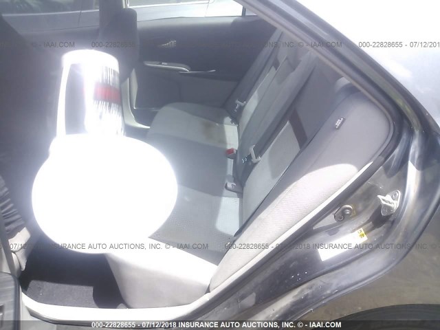4T4BF1FK3CR261014 - 2012 TOYOTA CAMRY SE/LE/XLE GRAY photo 8