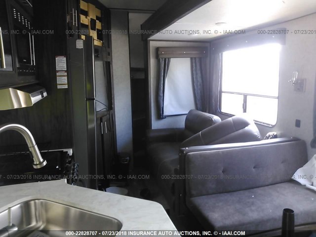5ZT3CKSB6J2700740 - 2018 FOREST RIVER OTHER  GRAY photo 8