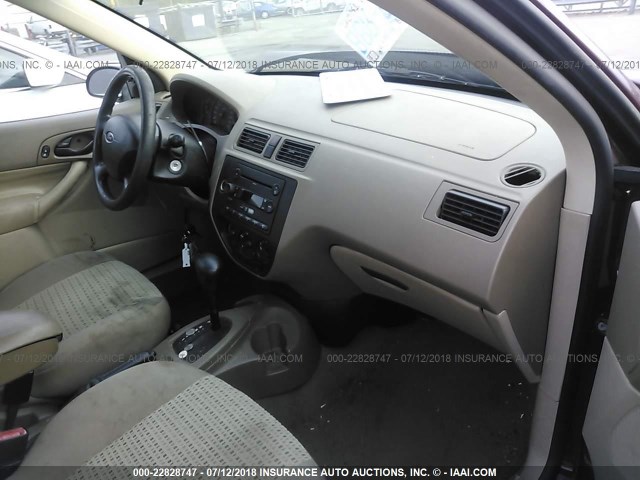 1FAFP34N17W339098 - 2007 FORD FOCUS ZX4/S/SE/SES 栗色 照片 5