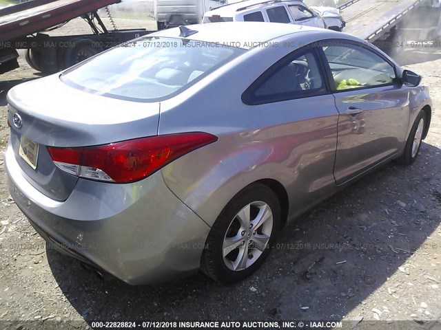 KMHDH6AEXDU009791 - 2013 HYUNDAI ELANTRA COUPE GS/SE SILVER photo 4