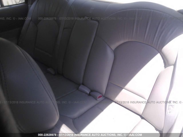 1LNHM97V4XY675127 - 1999 LINCOLN CONTINENTAL  Silber Foto 8