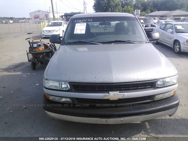 1GCEC14W71Z104614 - 2001 CHEVROLET SILVERADO C1500 SILVER photo 6