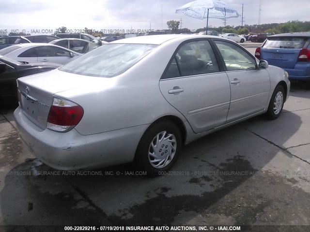 4T1BE32K65U950028 - 2005 TOYOTA CAMRY LE/XLE/SE Boz foto 4