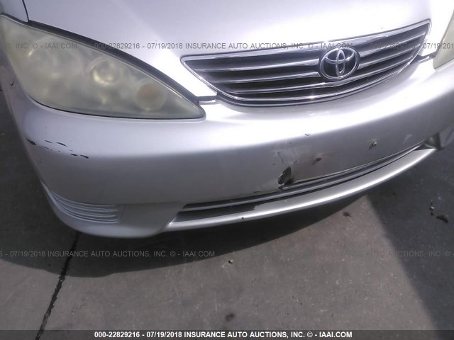 4T1BE32K65U950028 - 2005 TOYOTA CAMRY LE/XLE/SE Boz foto 6