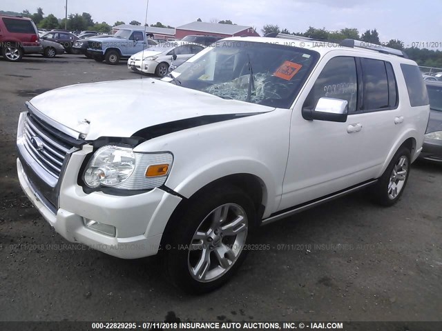 1FMEU8F83AUA00764 - 2010 FORD EXPLORER LIMITED WHITE photo 2