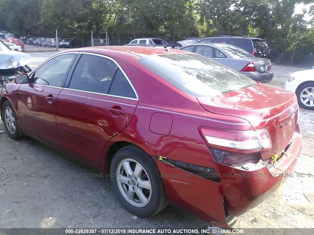 4T1BK3EK5AU108036 - 2010 TOYOTA CAMRY SE/LE/XLE RED photo 3