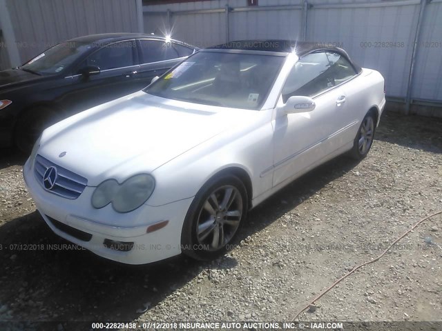 WDBTK56G36T069845 - 2006 MERCEDES-BENZ CLK 350 WHITE photo 2