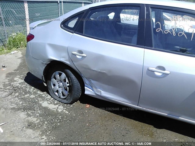 KMHDU46D49U589997 - 2009 HYUNDAI ELANTRA GLS/SE SILVER photo 6