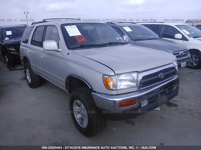 JT3GN86R2W0064025 - 1998 TOYOTA 4RUNNER SR5 SILVER photo 1