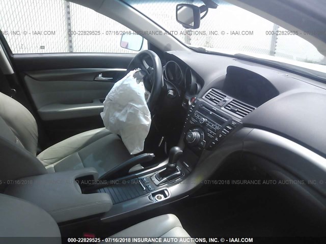 19UUA9F57DA004246 - 2013 ACURA TL TECH WHITE photo 5