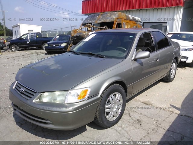 4T1BG22K51U042152 - 2001 TOYOTA CAMRY CE/LE/XLE 棕色 照片 2