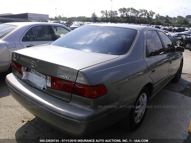 4T1BG22K51U042152 - 2001 TOYOTA CAMRY CE/LE/XLE 棕色 照片 4