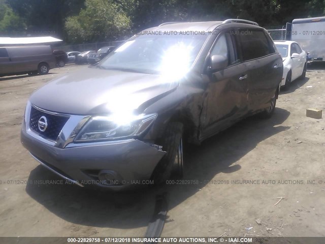 5N1AR2MM5DC667939 - 2013 NISSAN PATHFINDER S/SV/SL/PLATINUM TAN photo 2