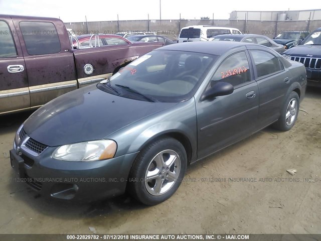 1B3EL56R44N298093 - 2004 DODGE STRATUS ES GRAY photo 2