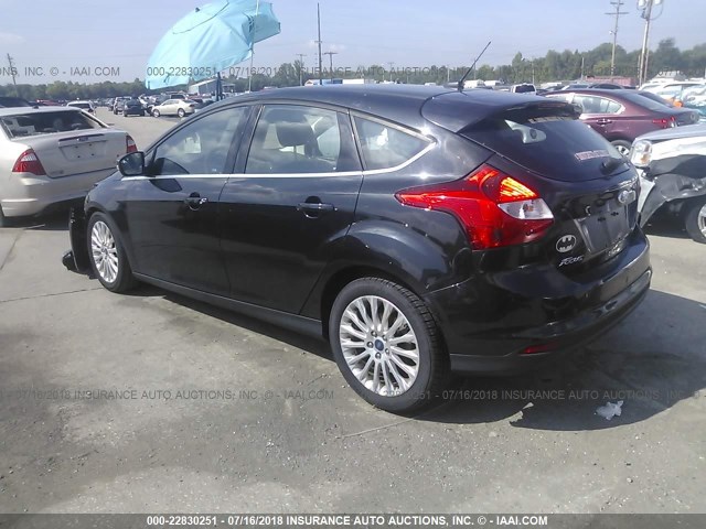 1FAHP3N25CL158109 - 2012 FORD FOCUS TITANIUM BLACK photo 3