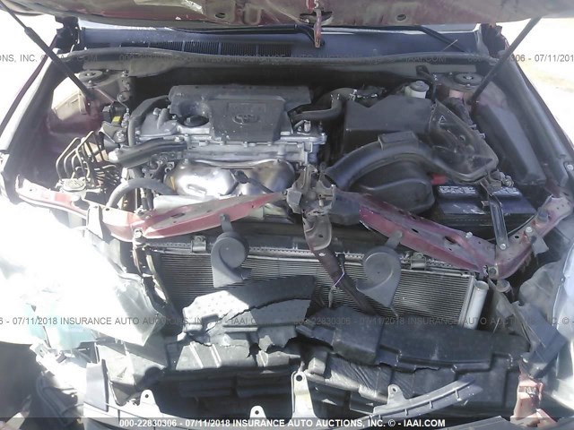 4T1BF1FK7FU990843 - 2015 TOYOTA CAMRY LE/XLE/SE/XSE 红色 照片 10