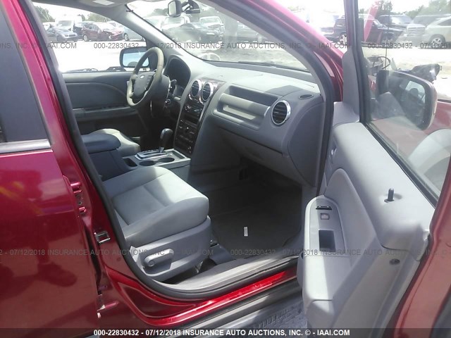 1FMDK02197GA35344 - 2007 FORD FREESTYLE SEL RED photo 5