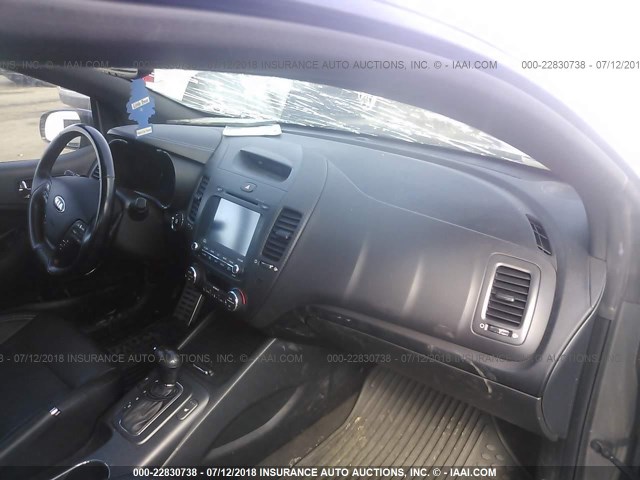 KNAFZ6A36F5374309 - 2015 KIA FORTE SX GRAY photo 5