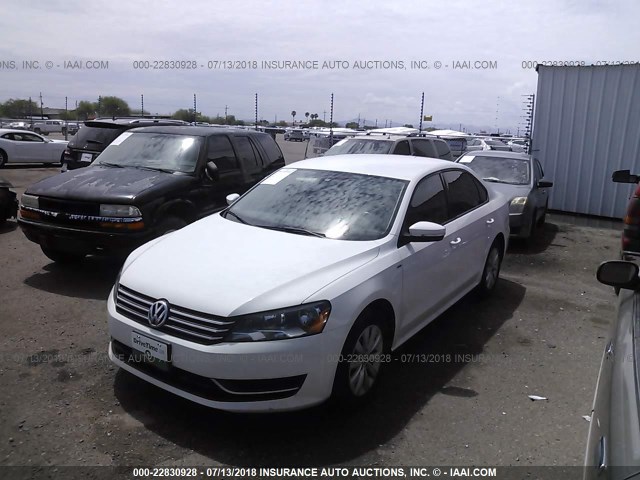 1VWAT7A34FC069114 - 2015 VOLKSWAGEN PASSAT S WHITE photo 2