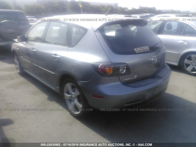 JM1BK343641213804 - 2004 MAZDA 3 HATCHBACK GRAY photo 3