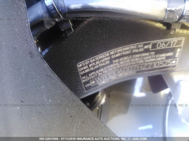 WB10D6007HZ710525 - 2017 BMW S 1000 RR WHITE photo 10